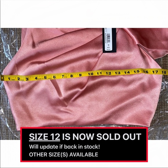 Alice + Olivia Ada Light Pink Ruffle Crop Top - Picture 12 of 16